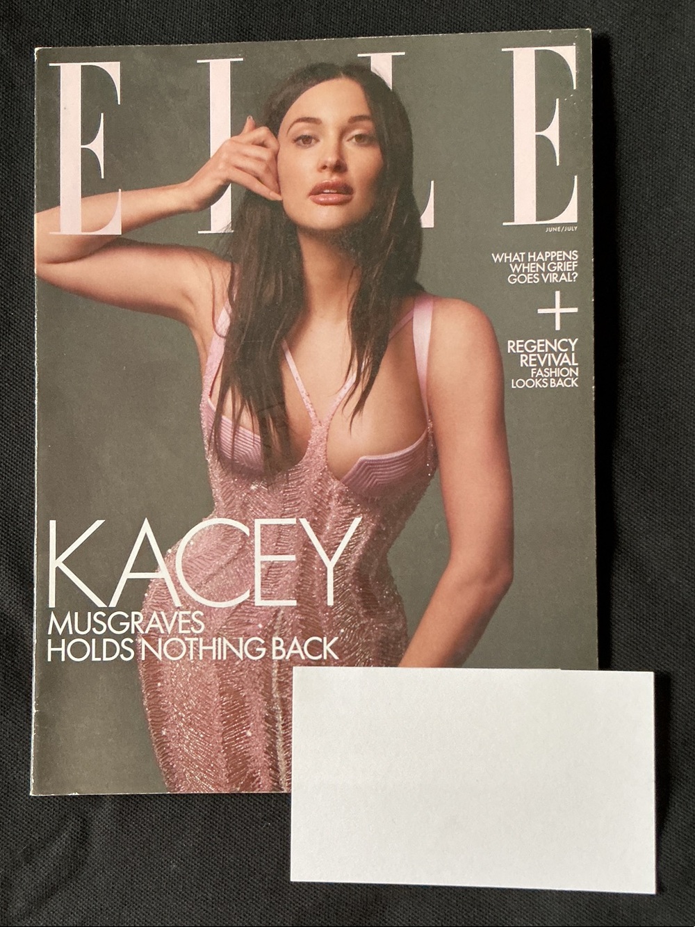 Elle Kacey Musgraves